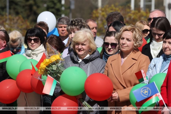 Обновленная республиканская Доска почета открылась в Минске