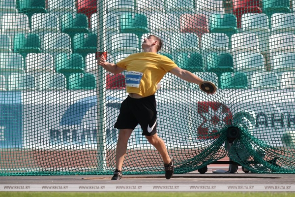 На стадионе "Динамо" завершился чемпионат Беларуси по легкой атлетике