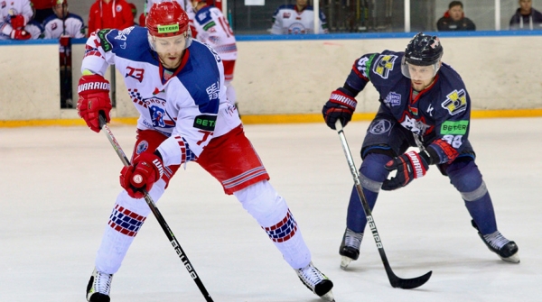 "Металлург" обыграл "Юность" в стартовом матче чемпионата Беларуси по хоккею "Металлург" обыграл "Юность" в стартовом матче чемпионата Беларуси по хоккею