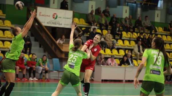 Гандболистки "Гомеля" победили "Витебчанку" в первом матче чемпионата Беларуси