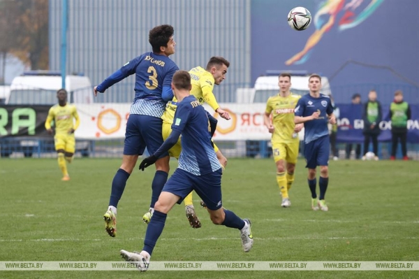 БАТЭ победил "Энергетик-БГУ" в матче 28-го тура чемпионата Беларуси