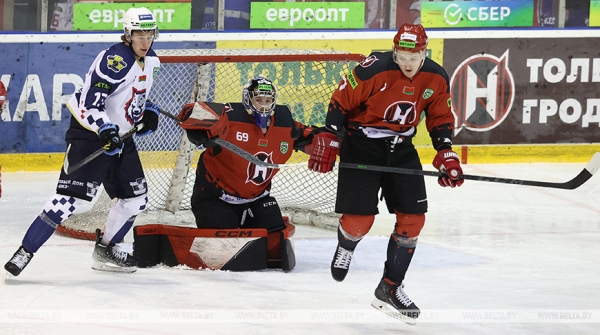 Лукашенко о финалистах чемпионата по хоккею: нам эти ребята подарили минуты, часы и дни прекрасного хоккея Лукашенко о финалистах чемпионата по хоккею: нам эти ребята подарили минуты, часы и дни прекрасного хоккея