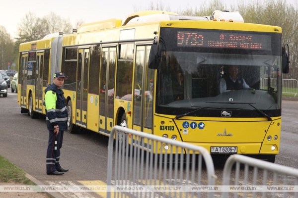Радуница - радость вечной жизни: минчане поминают умерших близких Радуница - радость вечной жизни: минчане поминают умерших близких