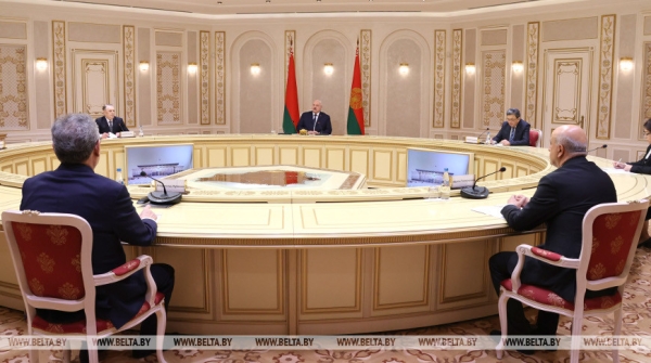 Лукашенко предложил партнерам по СНГ скоординированно преобразовывать судебную сферу Лукашенко предложил партнерам по СНГ скоординированно преобразовывать судебную сферу