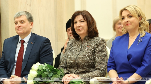 Кочанова: без созидательной роли и миссии женщины развитие просто невозможно Кочанова: без созидательной роли и миссии женщины развитие просто невозможно