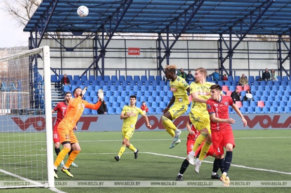 Футболисты БАТЭ и "Минска" сыграли вничью в чемпионате Беларуси