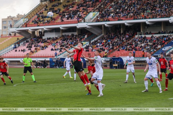 ФОТОФАКТ: Футболисты "Славии" одержали первую победу в чемпионате Беларуси по футболу ФОТОФАКТ: Футболисты "Славии" одержали первую победу в чемпионате Беларуси по футболу