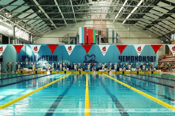 В Бресте стартовал открытый чемпионат Беларуси по плаванию В Бресте стартовал открытый чемпионат Беларуси по плаванию
