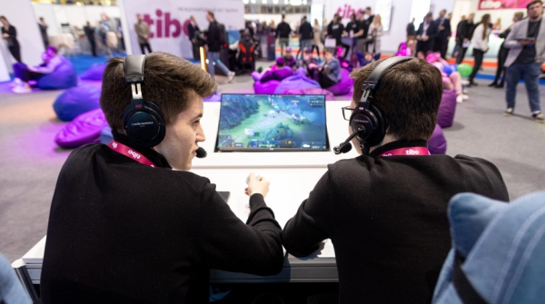 Киберспортивную площадку на "ТИБО-2023" организовали компания А1 и Белорусская ассоциация компьютерного спорта Киберспортивную площадку на "ТИБО-2023" организовали компания А1 и Белорусская ассоциация компьютерного спорта