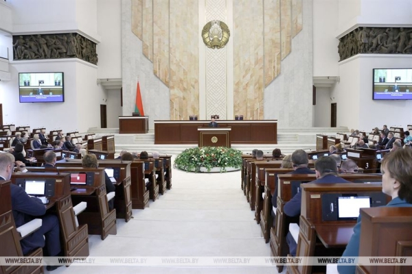 Глава Нацбанка рассказал, какие меры были приняты для поддержки экономики в условиях санкций