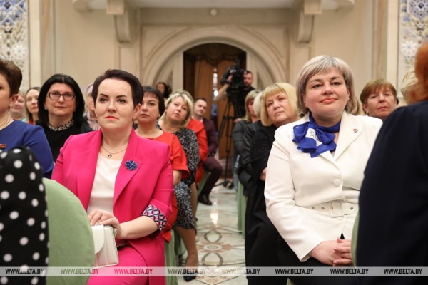 Победительниц конкурса "Женщина года - 2022" наградили в Минске