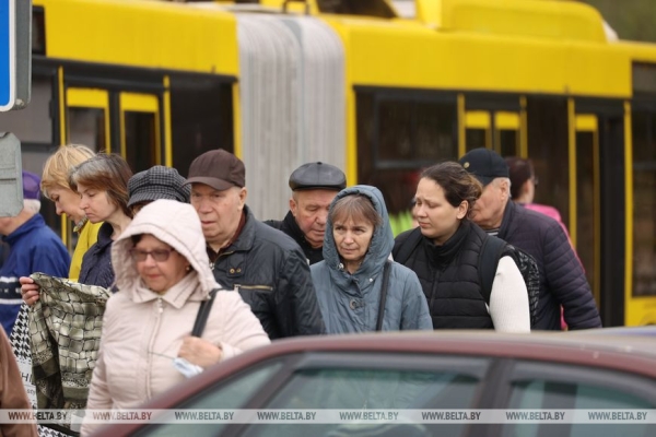 Радуница - радость вечной жизни: минчане поминают умерших близких Радуница - радость вечной жизни: минчане поминают умерших близких