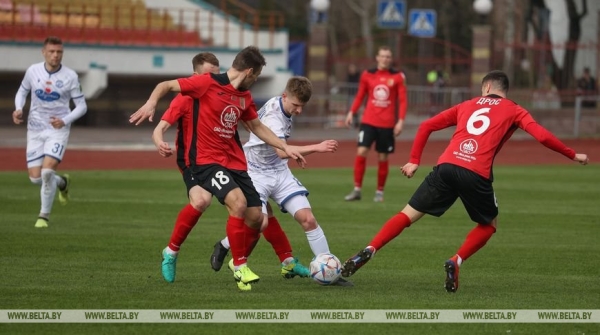 ФОТОФАКТ: Футболисты "Славии" одержали первую победу в чемпионате Беларуси по футболу ФОТОФАКТ: Футболисты "Славии" одержали первую победу в чемпионате Беларуси по футболу