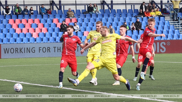 Футболисты БАТЭ и "Минска" сыграли вничью в чемпионате Беларуси