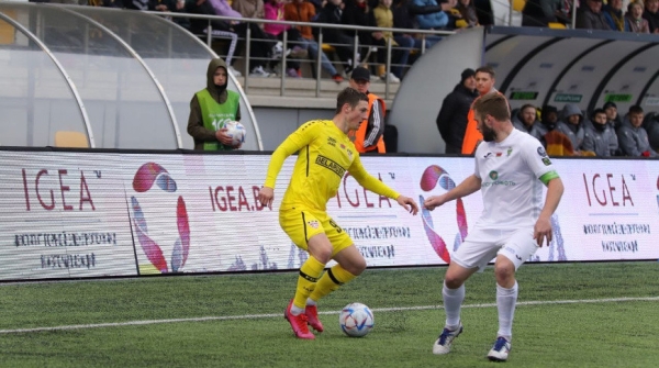 Футболисты "Шахтера" потеряли первые очки в чемпионате Беларуси Футболисты "Шахтера" потеряли первые очки в чемпионате Беларуси