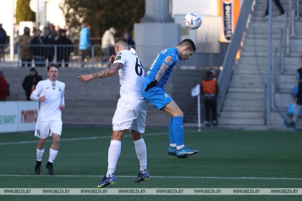 Минское "Динамо" разгромило футболистов "Ислочи" в чемпионате Беларуси Минское "Динамо" разгромило футболистов "Ислочи" в чемпионате Беларуси