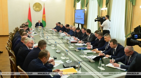 Лукашенко: Гродненская область развивается достойно, по отдельным направлениям лучше других Лукашенко: Гродненская область развивается достойно, по отдельным направлениям лучше других