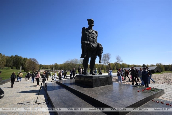 Луцкий: не сомневаюсь, что акцию по высадке деревьев в "Хатыни" поддержат многие белорусы
