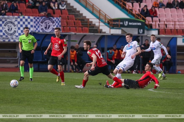 ФОТОФАКТ: Футболисты "Славии" одержали первую победу в чемпионате Беларуси по футболу ФОТОФАКТ: Футболисты "Славии" одержали первую победу в чемпионате Беларуси по футболу