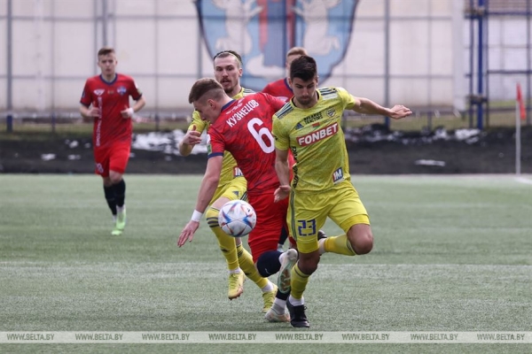 Футболисты БАТЭ и "Минска" сыграли вничью в чемпионате Беларуси