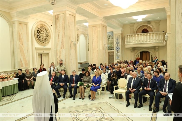 Кочанова: без созидательной роли и миссии женщины развитие просто невозможно Кочанова: без созидательной роли и миссии женщины развитие просто невозможно