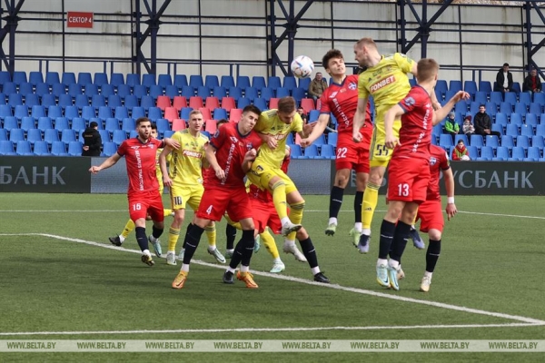 Футболисты БАТЭ и "Минска" сыграли вничью в чемпионате Беларуси