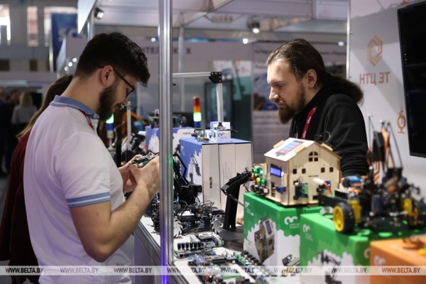 Головченко: в условиях внешнего давления нужно обеспечить технологическую независимость и цифровой суверенитет