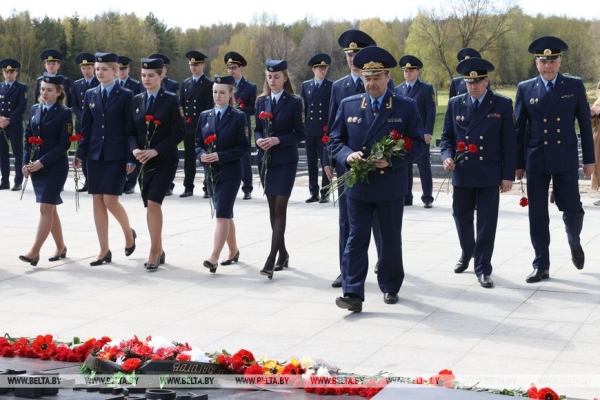 Генпрокуратура передала в МК "Хатынь" артефакты, добытые в ходе расследования уголовного дела о геноциде