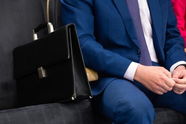 Мужчины, которые счастливы в браке, меньше выгорают на работе – исследование