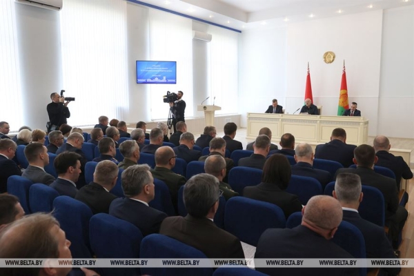 Неожиданный приезд в Гродно, эксперименты на полях и программа действий для страны. Итоги региональной недели Президента