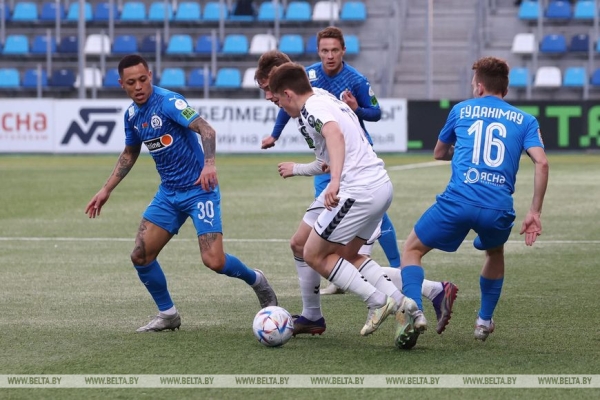 ФОТОФАКТ: Минское "Динамо" добыло третью победу на старте чемпионата Беларуси ФОТОФАКТ: Минское "Динамо" добыло третью победу на старте чемпионата Беларуси
