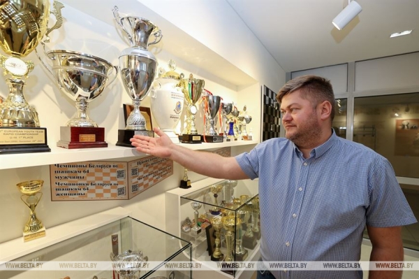 "Красивый ход или свежая идея - в чем удовольствие игры?" Как завоевываются чемпионские титулы по шашкам