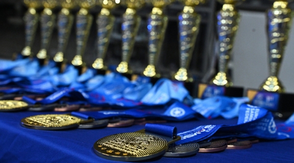 Юные белорусские самбисты выиграли 11 наград во второй день молодежного первенства Европы