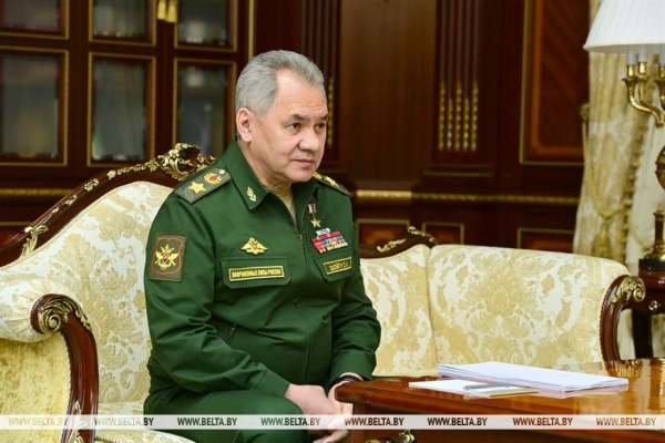 Российский "зонтик", новая страница в IT, первая леди и свечка с земляками. Итоги предпасхальной недели Президента