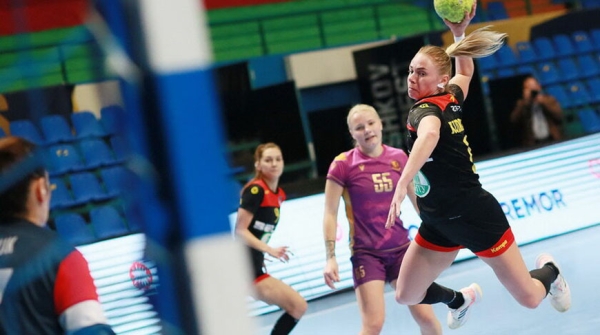 Гандболистки "Гомеля" и "БНТУ-БелАЗа" одержали пятые победы в чемпионате Беларуси